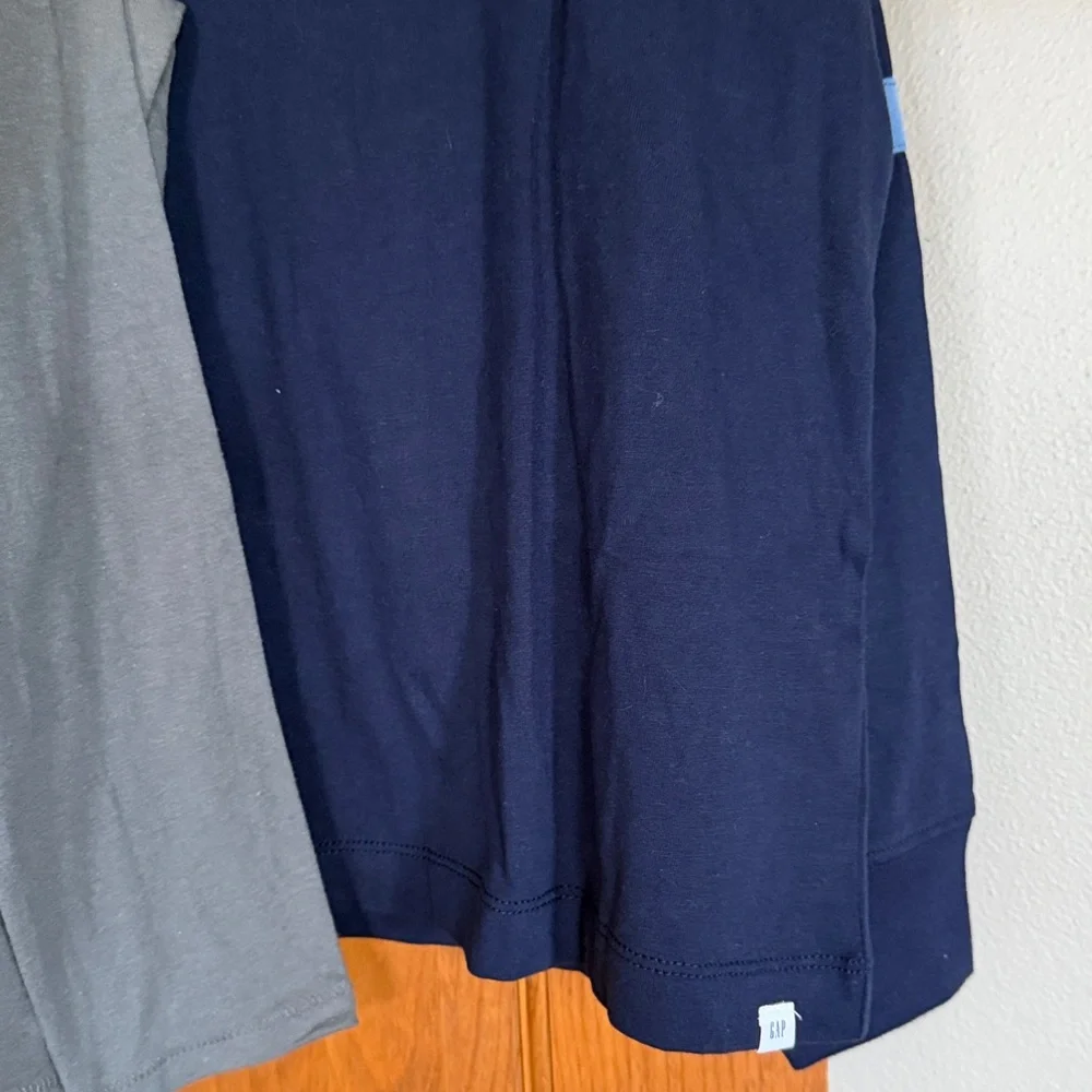 NWT Gap long sleeve tees, M